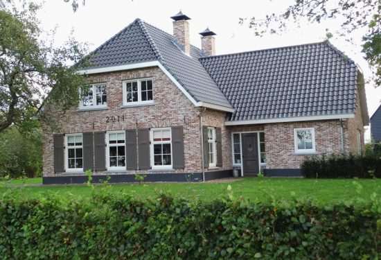 Bouwbedrijf-een-luxe-villa-laten-bouwen (3)