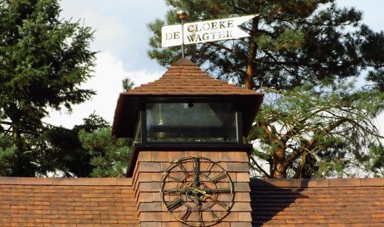 woning met dakleien en uitkijktoren gebouwd door aannemersbedrijf Wielink