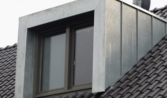zinken dakkapel dakkapel met zink laten plaatsen aannemersbedrijf Wielink