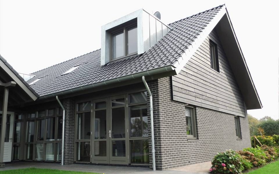 Rood voor rood woning aannemersbedrijf Wi