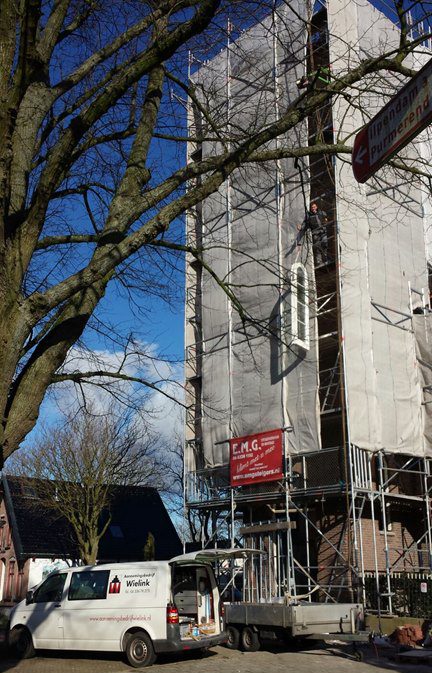 restuaratie van kerktoren door aannemersbedrijf Wielink