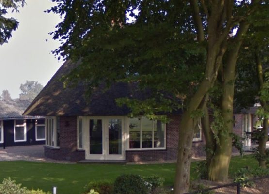 rietgedekte villa bouwen met aannemersbedrijf Wielink