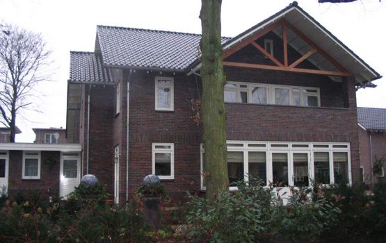 Bouwen van modern herenhuis door aannemersbedrijf Wielink