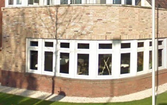 bouw van woning aan dorpsweg in hattem - woning met dakterras bouw van woning met ronde muren
