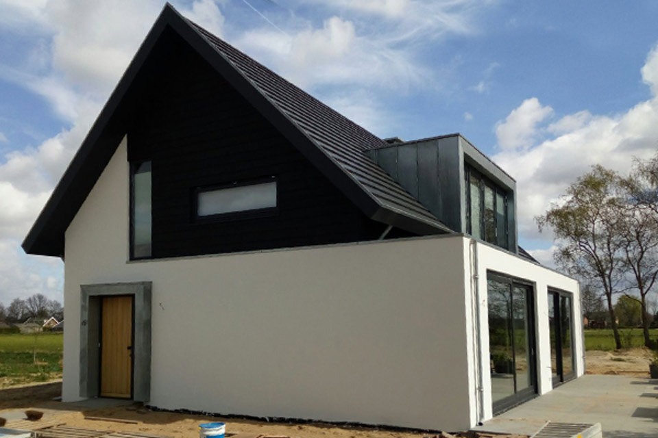 wit_gestucte-woning-putten-2