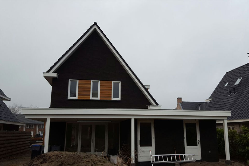 detail moderne woning - modern huis bouwen in Elburg (1) erker