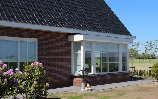 Landelijke woning / landelijke huis met ruime erker in Kampen gebouwd door aannemersbedrijf wielink