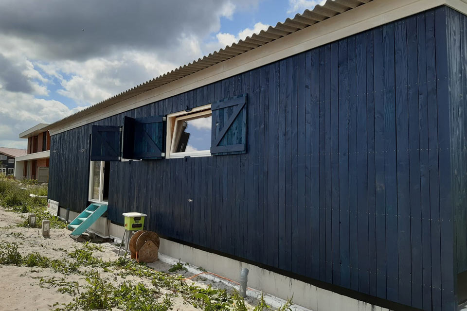 Prefab houtskeletbouw woning gebouwd door aannemersbedrijf wielink - Exclusieve houtbouw. Bouwproject in oosterwold te almere-hout