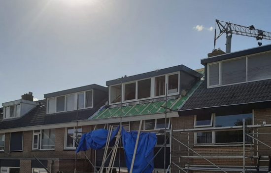 Verbouwing van tussenwoning in Harderwijk - Dakrenovatie met plaatsen dakkapel in harderwijk