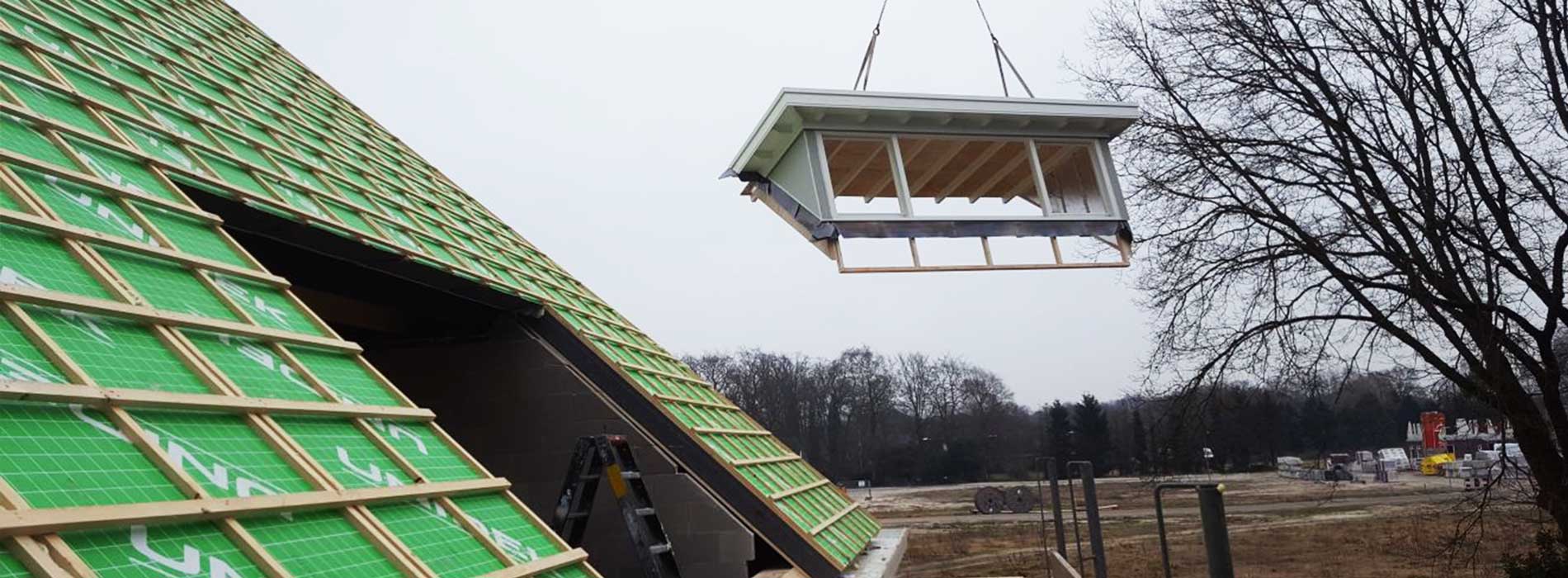 prefab dakkapel gemaakt in machinale timmerfabriek van aannemersbedrijf Wielink uit elburg