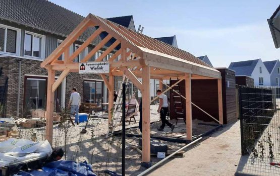 Bouw houten schuur met overkapping - Bouwpakket douglas constructie schuur met overkapping - Wielink Houtbouw (4)