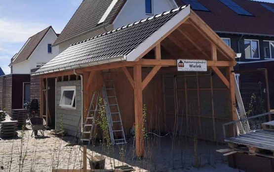 Bouw houten schuur met overkapping - Bouwpakket douglas constructie schuur met overkapping - Wielink Houtbouw (4)