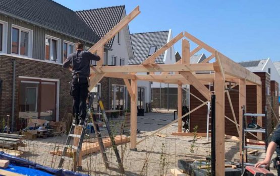 Bouw houten schuur met overkapping - Bouwpakket douglas constructie schuur met overkapping - Wielink Houtbouw (4)