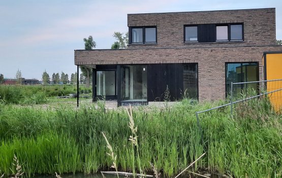 bouw-modern-vrijstaande-woning-onderdijks-te-kampen-aannemersbedrijf-bouwbedrijf-wielink-reeve(3)