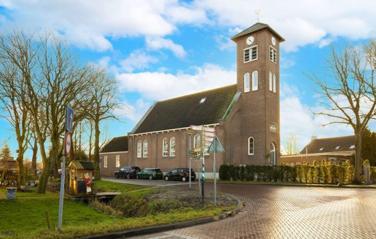 Kerk verbouwen tot woonhuis in Purmerland door aannemersbedrijf Wielink uit Elburg