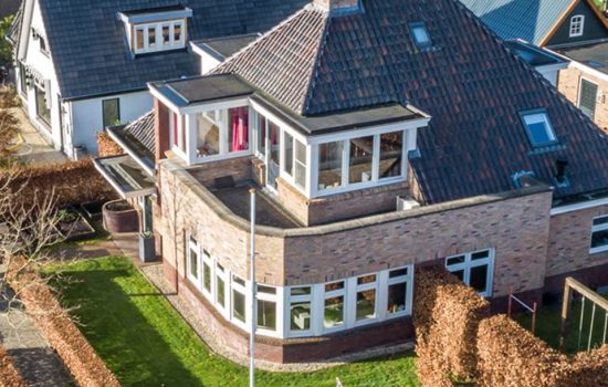 Vrijstaande woning bouwen met balkon in Hattem aannemersbedrijf wielink