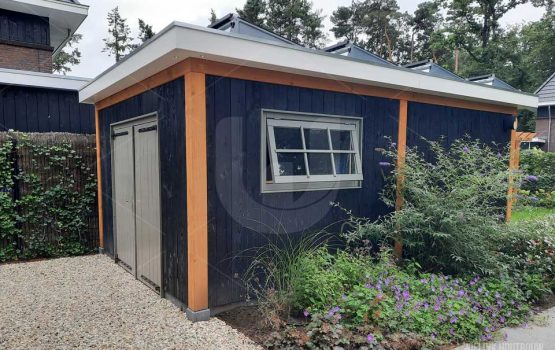 Zonnepanelen-plaatsen-op-overkapping-garage-constructie-op-maat-gemaakt-wielink-houtbouw