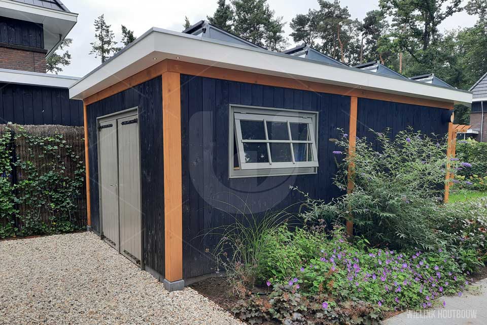 Zonnepanelen-plaatsen-op-overkapping-garage-constructie-op-maat-gemaakt-wielink-houtbouw