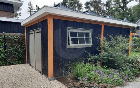 douglas-houten-garage-op-maat-maken-moderne-uitstraling-wielink-houtbouw-soest-amersfoort