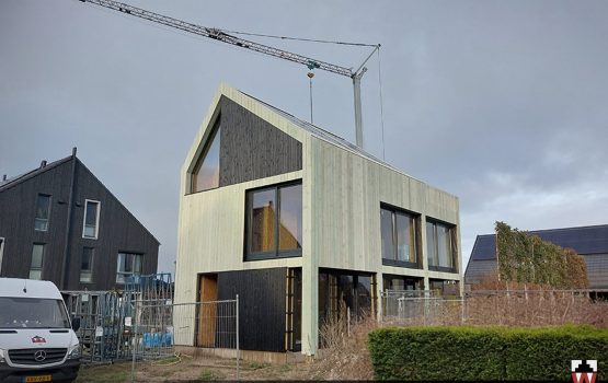 houtskeletbouw-woning-laten-bouwen-wielink-vrijstaande-prefab-houten-woning-bouwen-Elburg-nieuwbouw-naast-de-Dijkjes